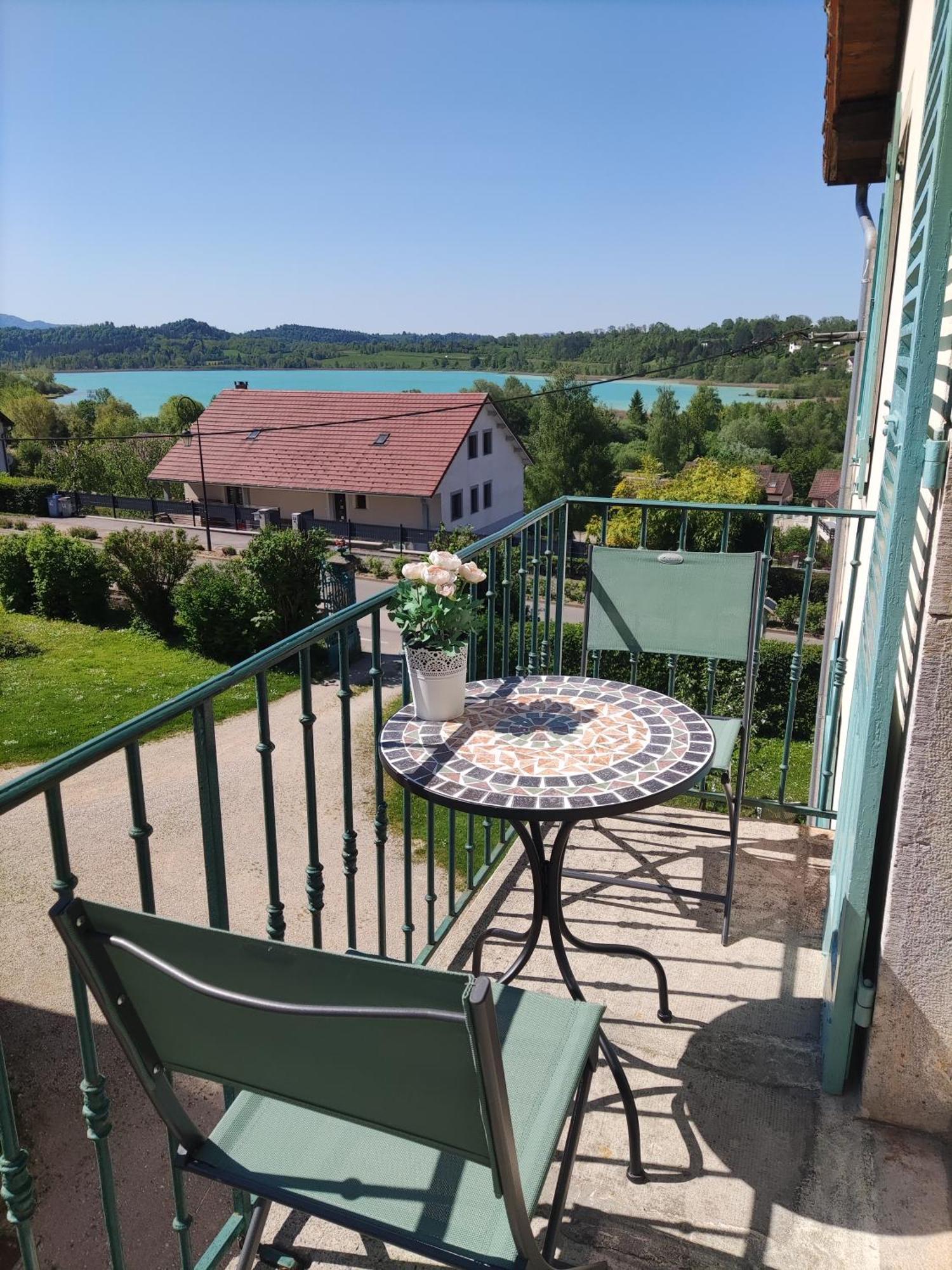 Villas-Du-Lac Appartements De Vacances Et Espace Spa Prive Clairvaux-les-Lacs Chambre photo